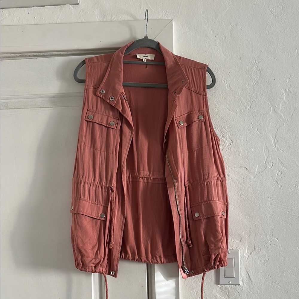 Women's utility vest in Rust